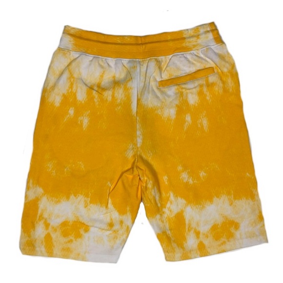 Genuine Gunz & Roses Tie Dye Short

Color: Yellow

Style# GN1419 - Picture 2 of 2
